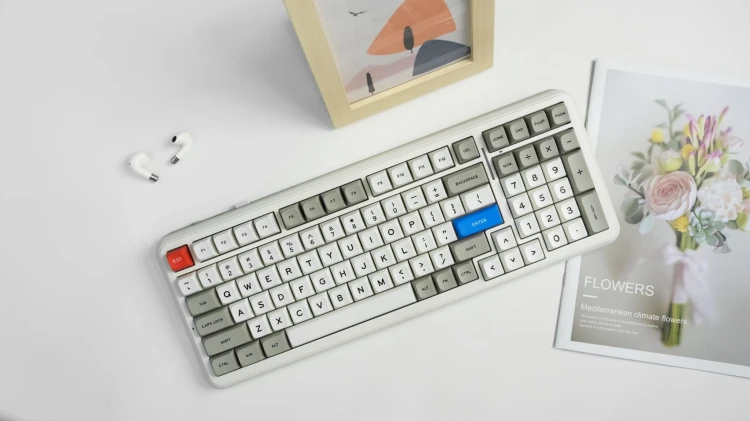 MCHOSE-K99-Retro-White-3