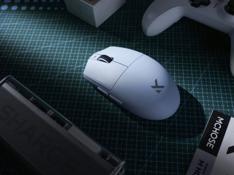 G3-V2-Wireless-Gaming-Mouse-Blue-3